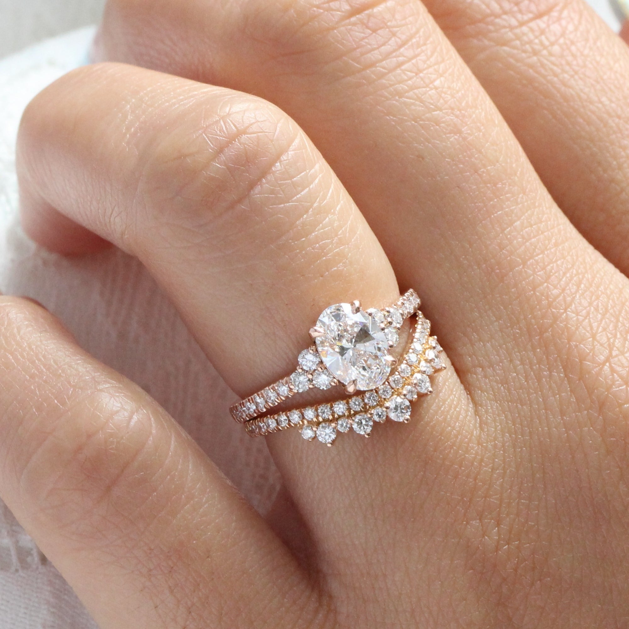 lab grown diamond 3 stone ring bridal set rose gold U shaped diamond wedding band la more design jewelry