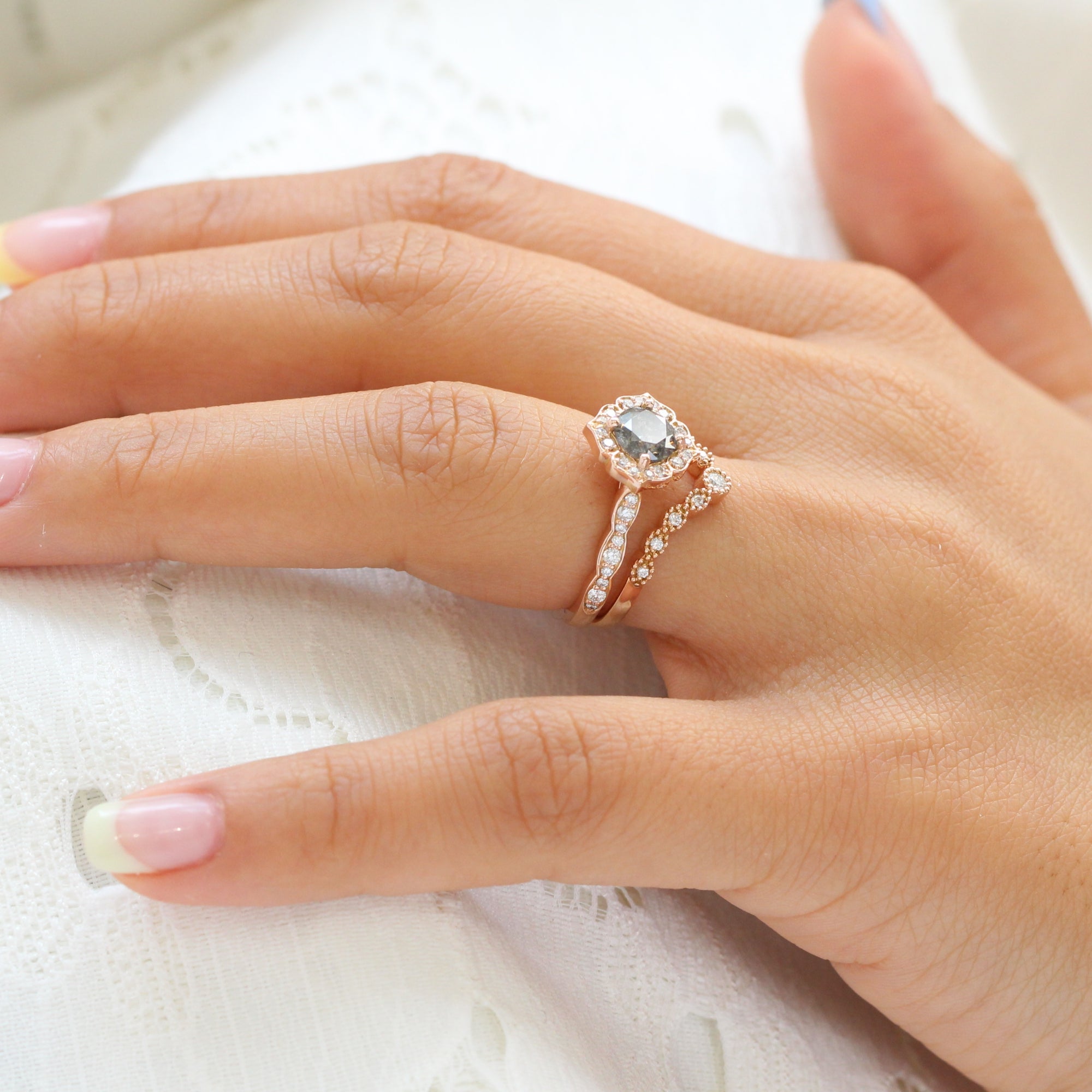 Salt and pepper wedding ring deals