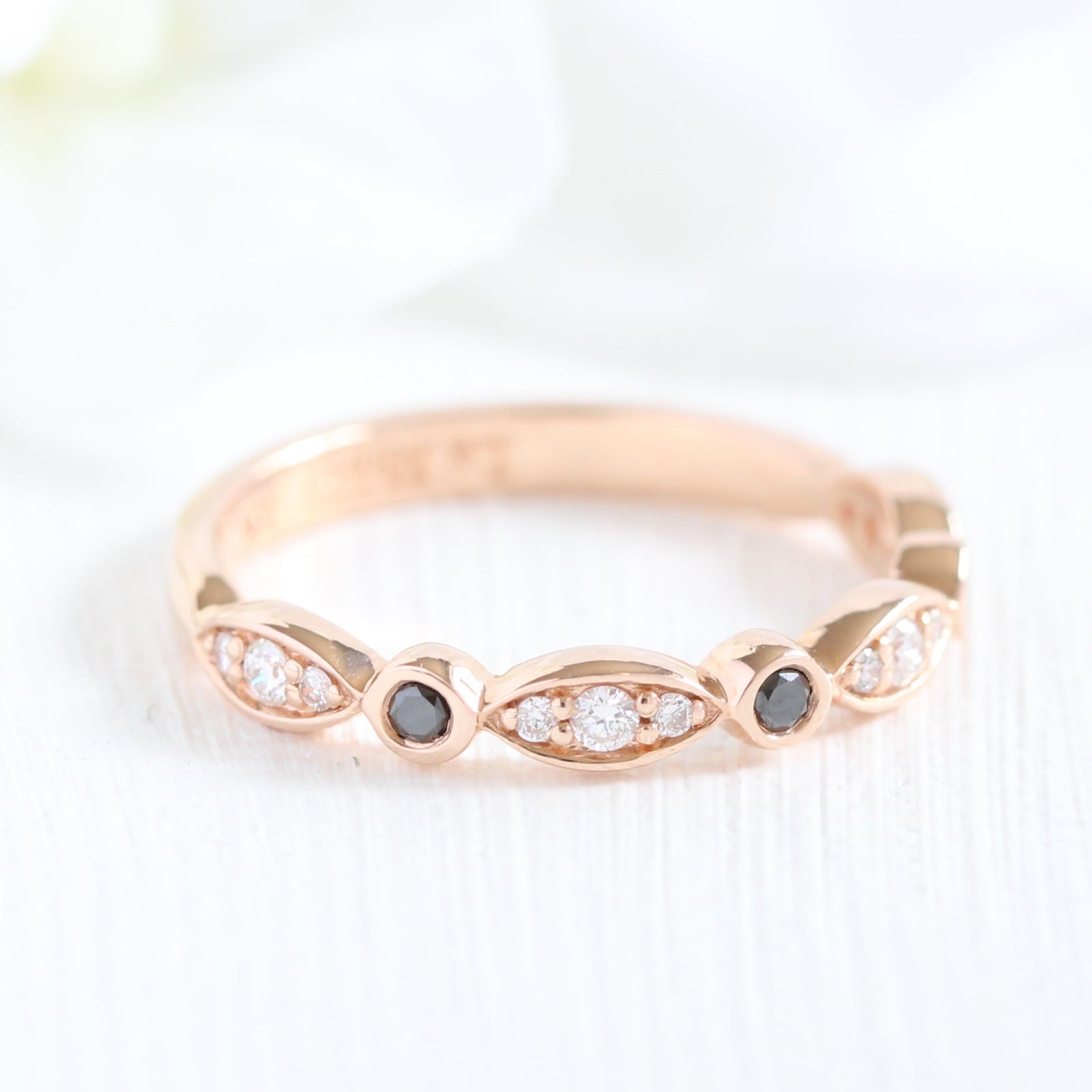 black-and-white-diamond-wedding-band-scalloped-ring-rose-gold-by-la-more-design
