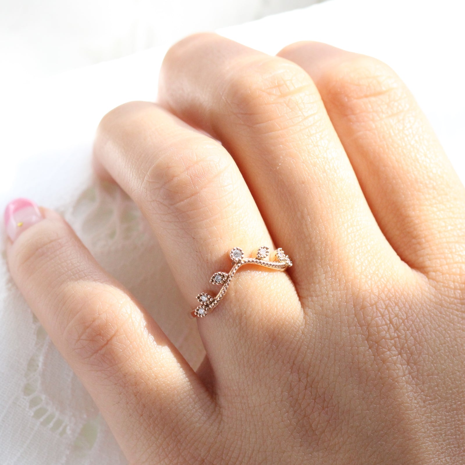 Leaf discount eternity band