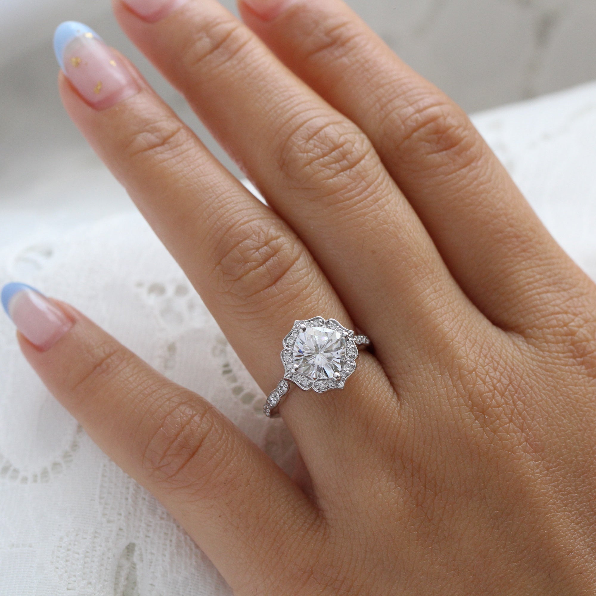 Large round diamond rings outlet