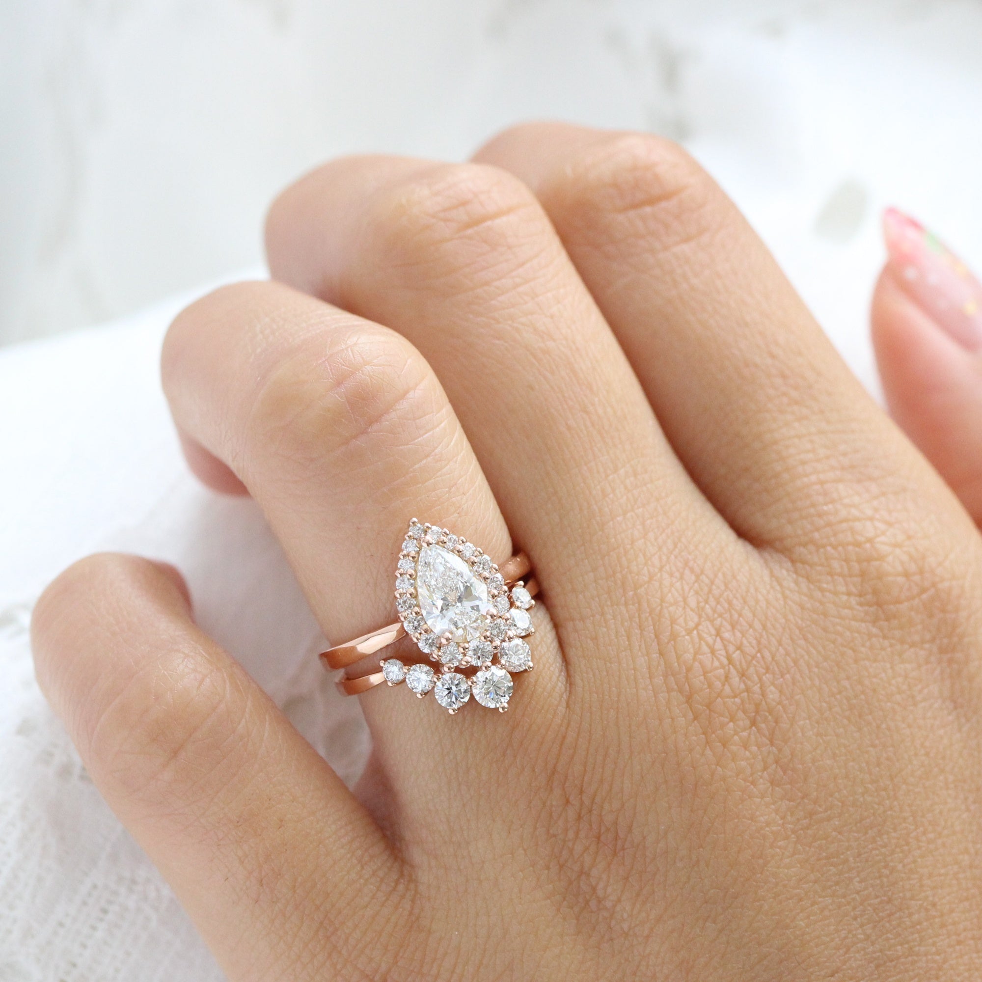 Halo Ring With Wedding Best Wedding Bands For Pear Shaped Diamond