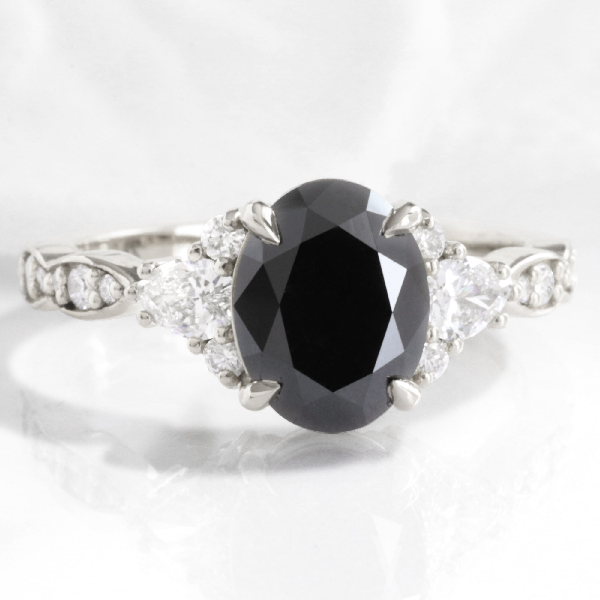 3 Stone Black Diamond Ring Gold Oval Black Diamond Three Stone Ring | La  More Design, image size:2000x2000