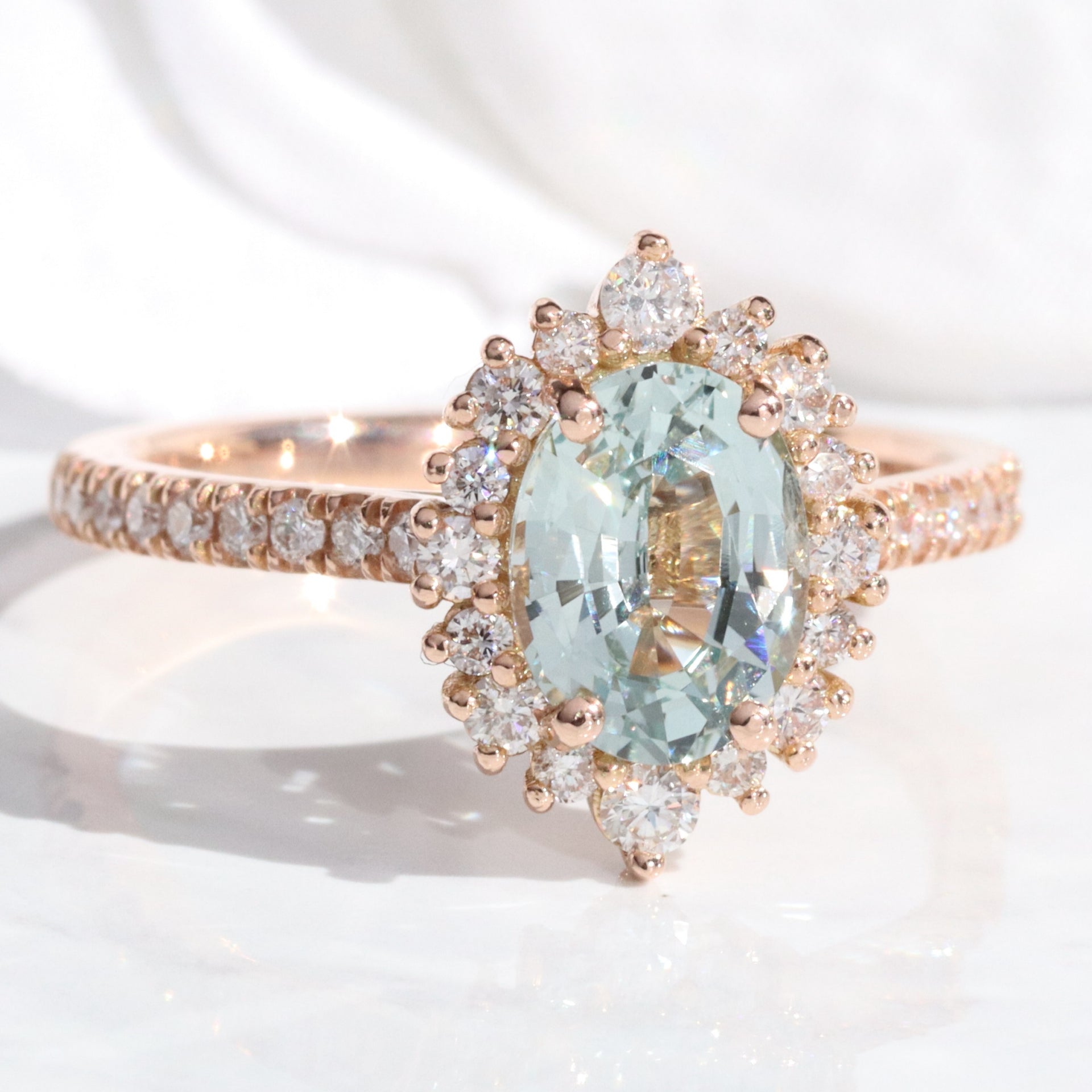 Bague Halo en diamant taille princesse certifié GIA En vente sur