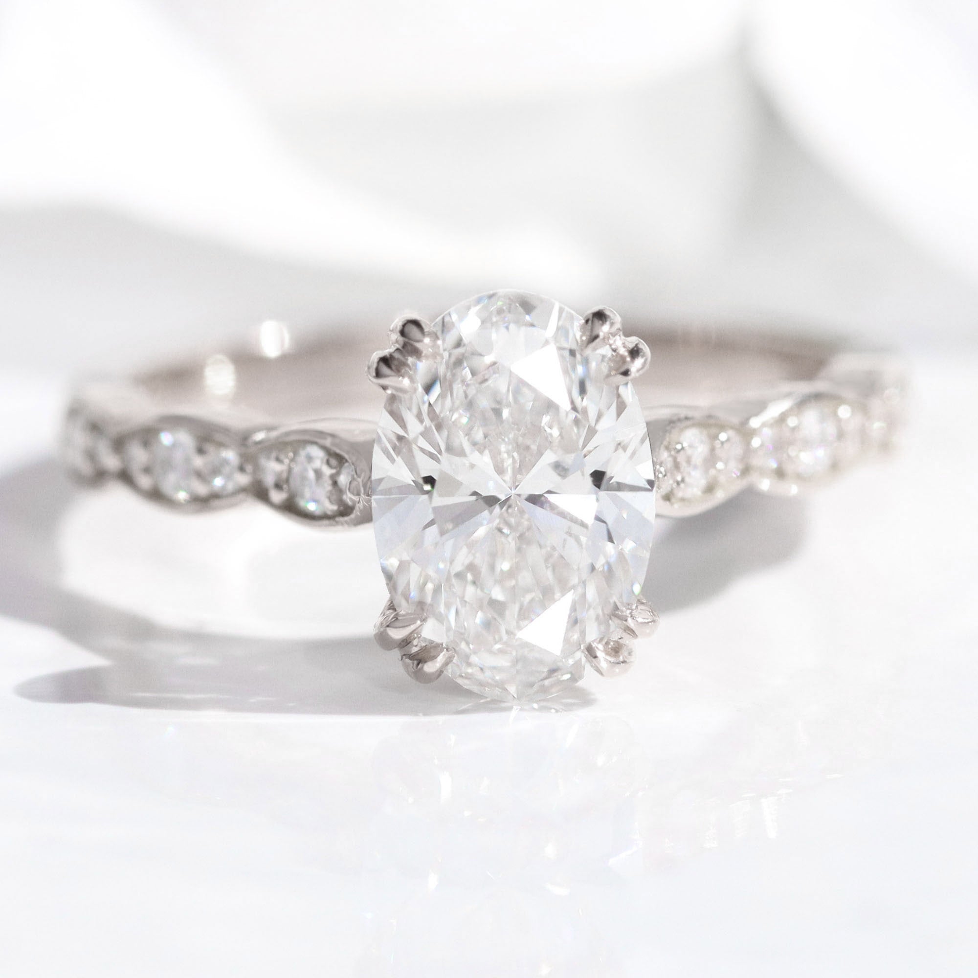 Bague Solitaire Diamant Or 18k Et Platine - Design Japonais Moderne - Taille 51