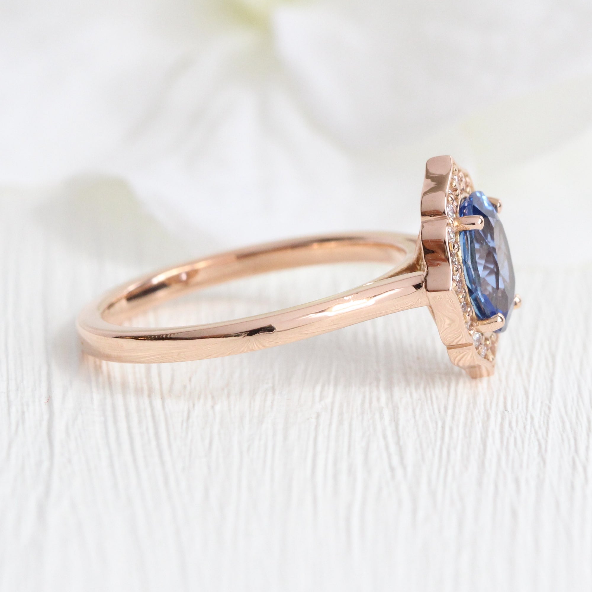 oval ceylon blue sapphire ring rose gold vintage style sapphire diamond ring la more design jewelry