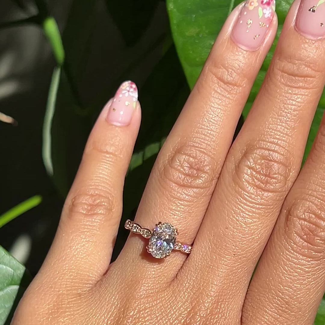 Large fake diamond rings | Celebrity big fake diamond ring