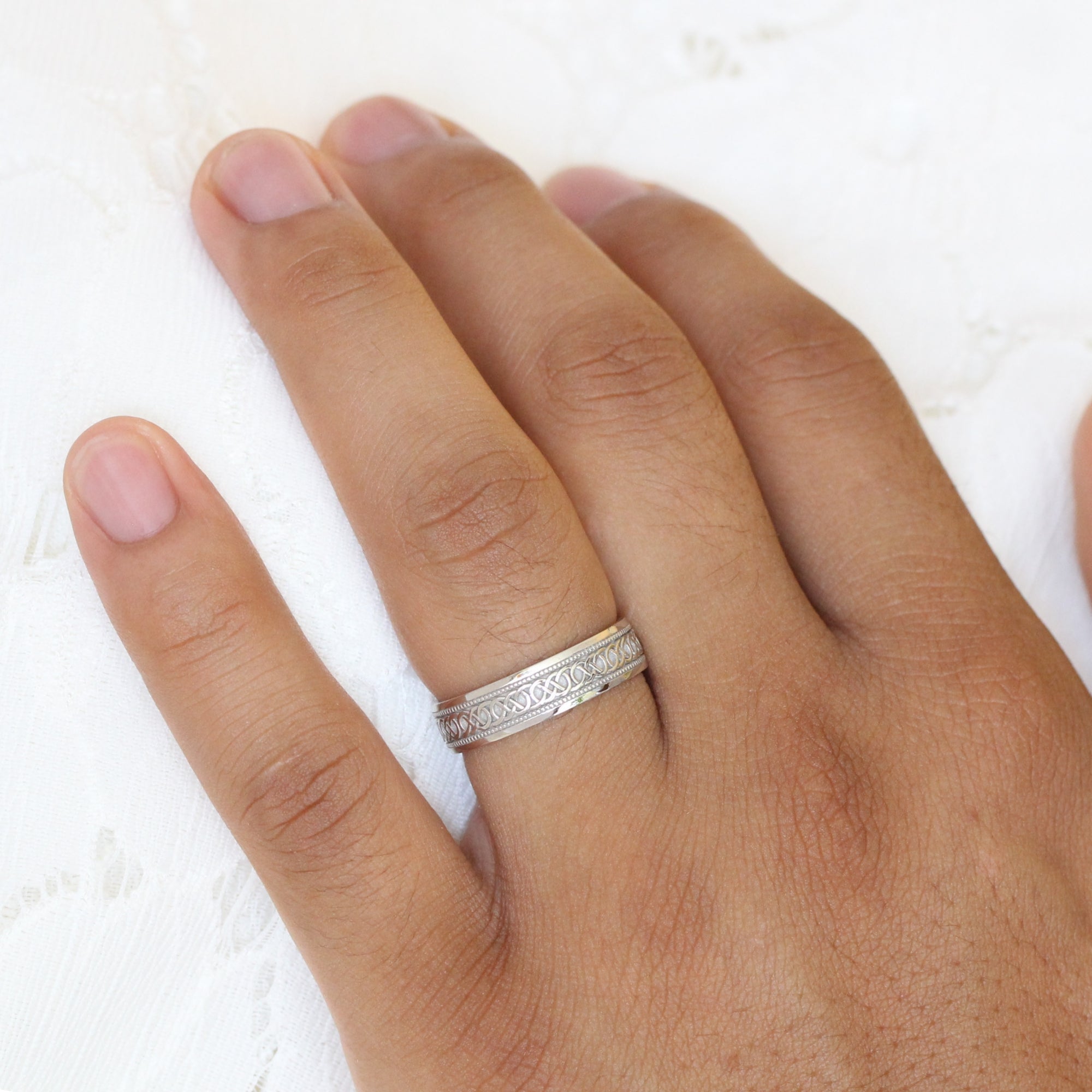 Double Weave Celtic Knot Wedding Ring in White & Rose Gold