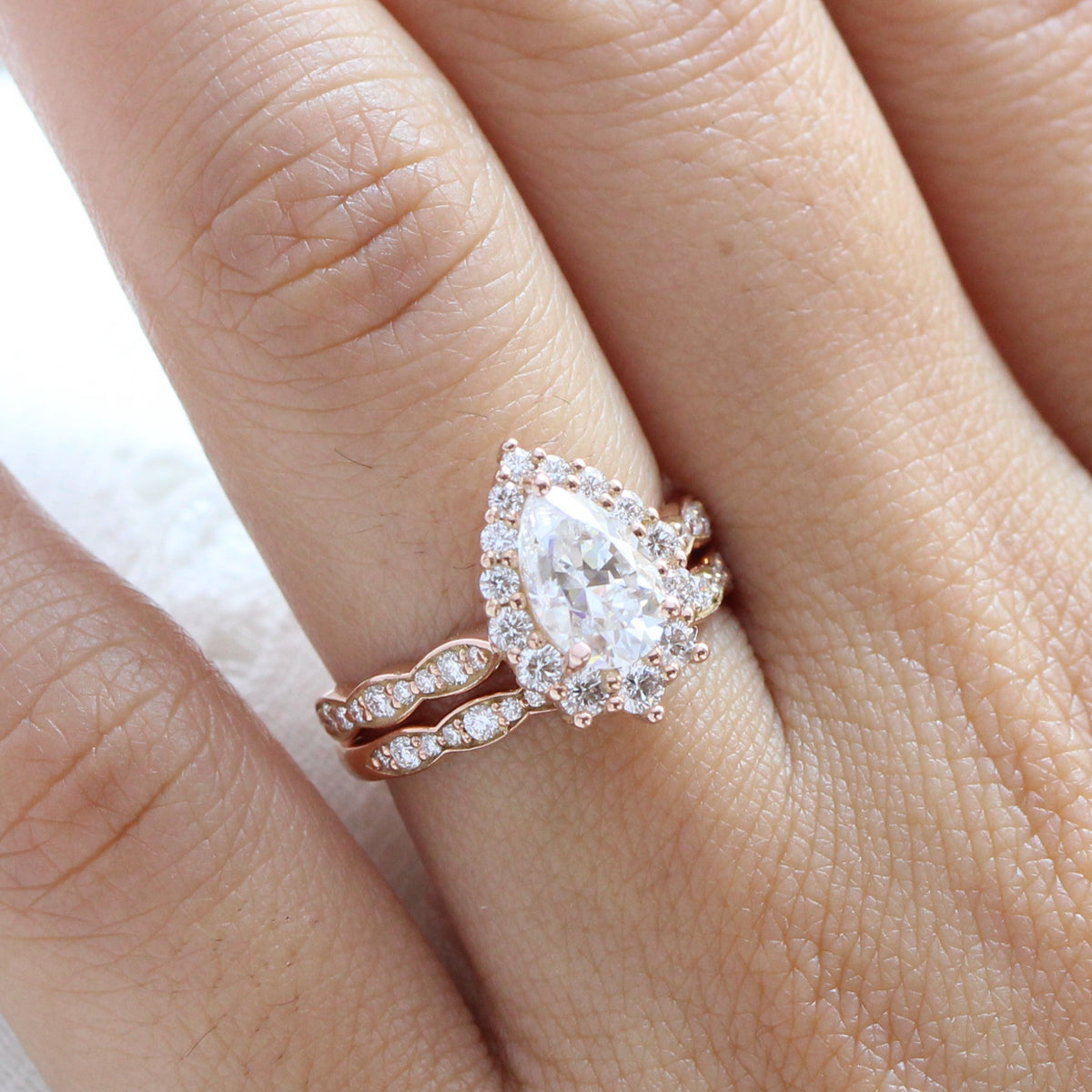 Large pear moissanite halo diamond ring rose gold bridal wedding set La more design jewelry