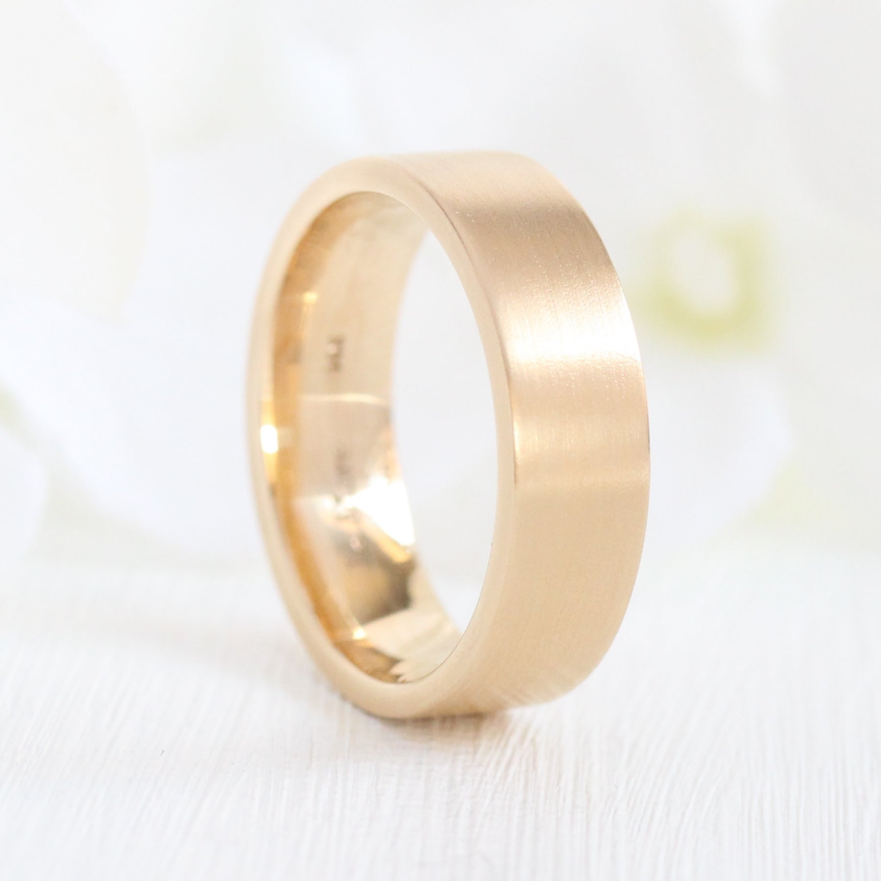 Elegant Minimalistic Gold Ring for Men