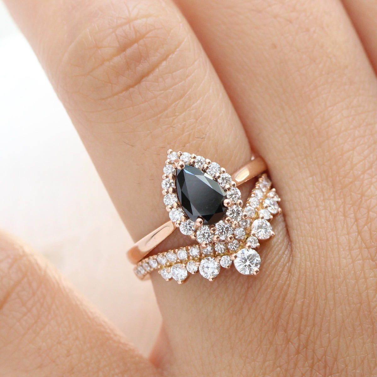 Pear black diamond engagement ring rose gold v shaped diamond wedding band bridal ring set la more design jewelry