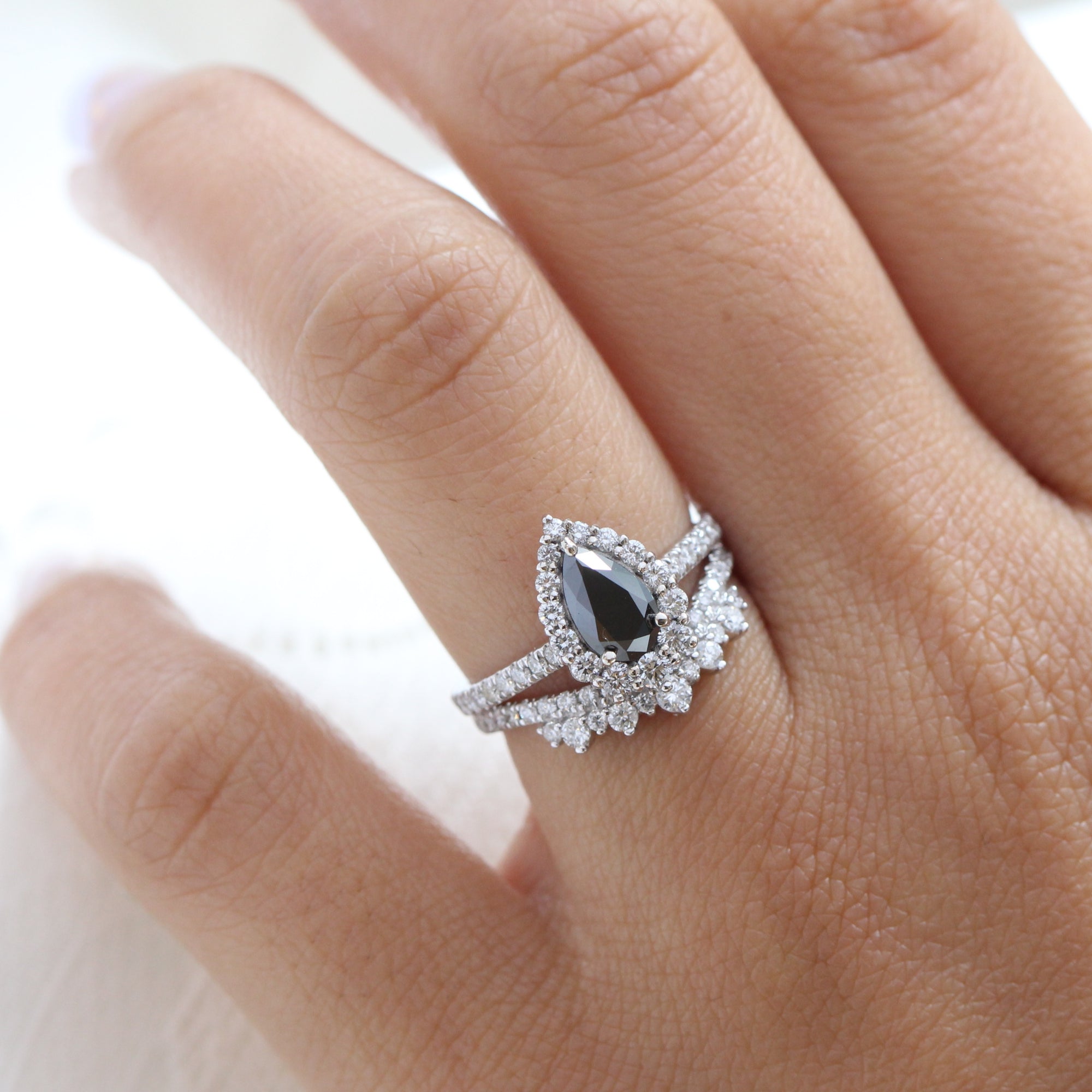 Pear black diamond engagement ring white gold u shaped diamond wedding band bridal ring set la more design jewelry