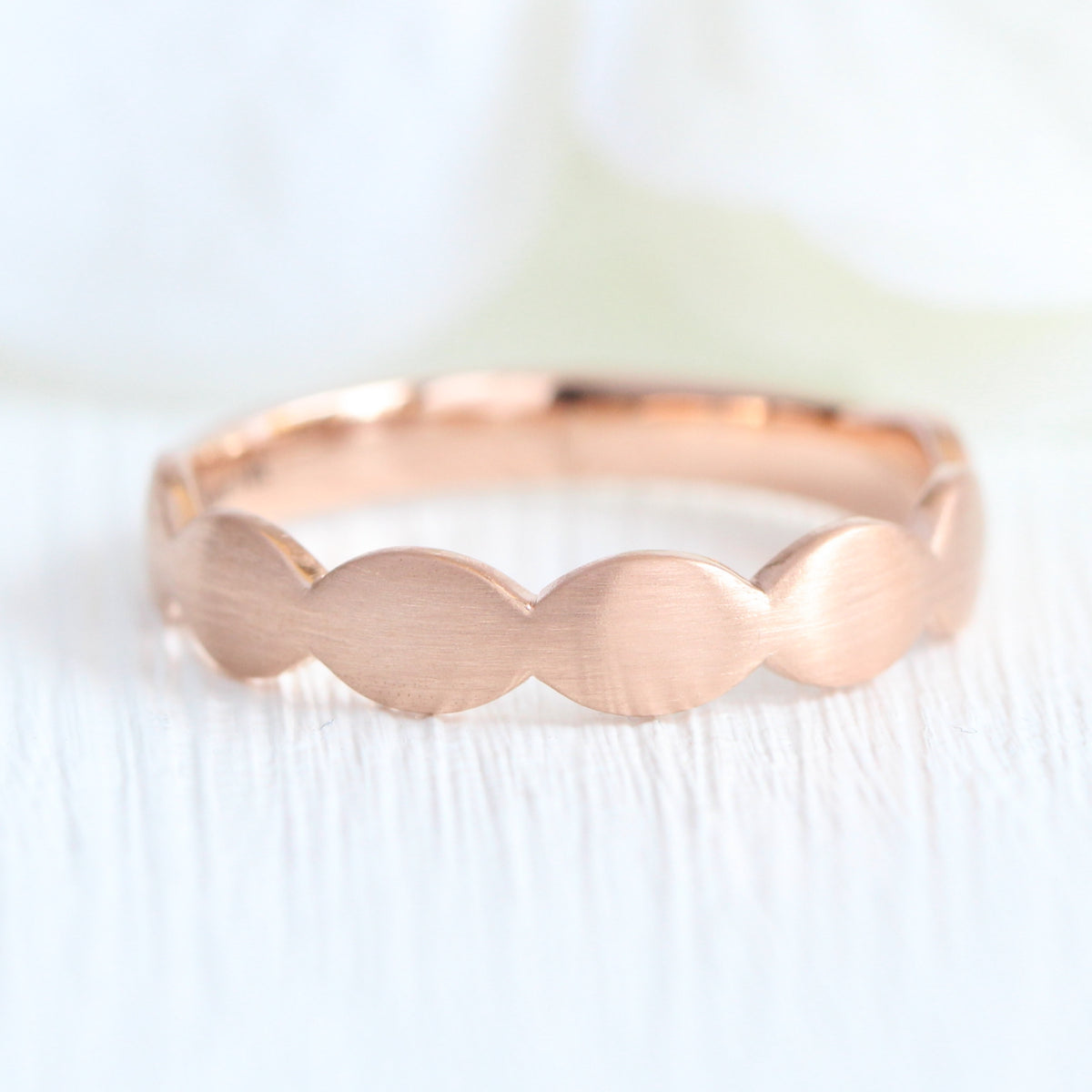 Wide Wedding Band Rose Gold Scalloped Wedding Ring for Her and Him | La Wide Wedding Band Rose Gold Scalloped Wedding Ring for Her and Him | La