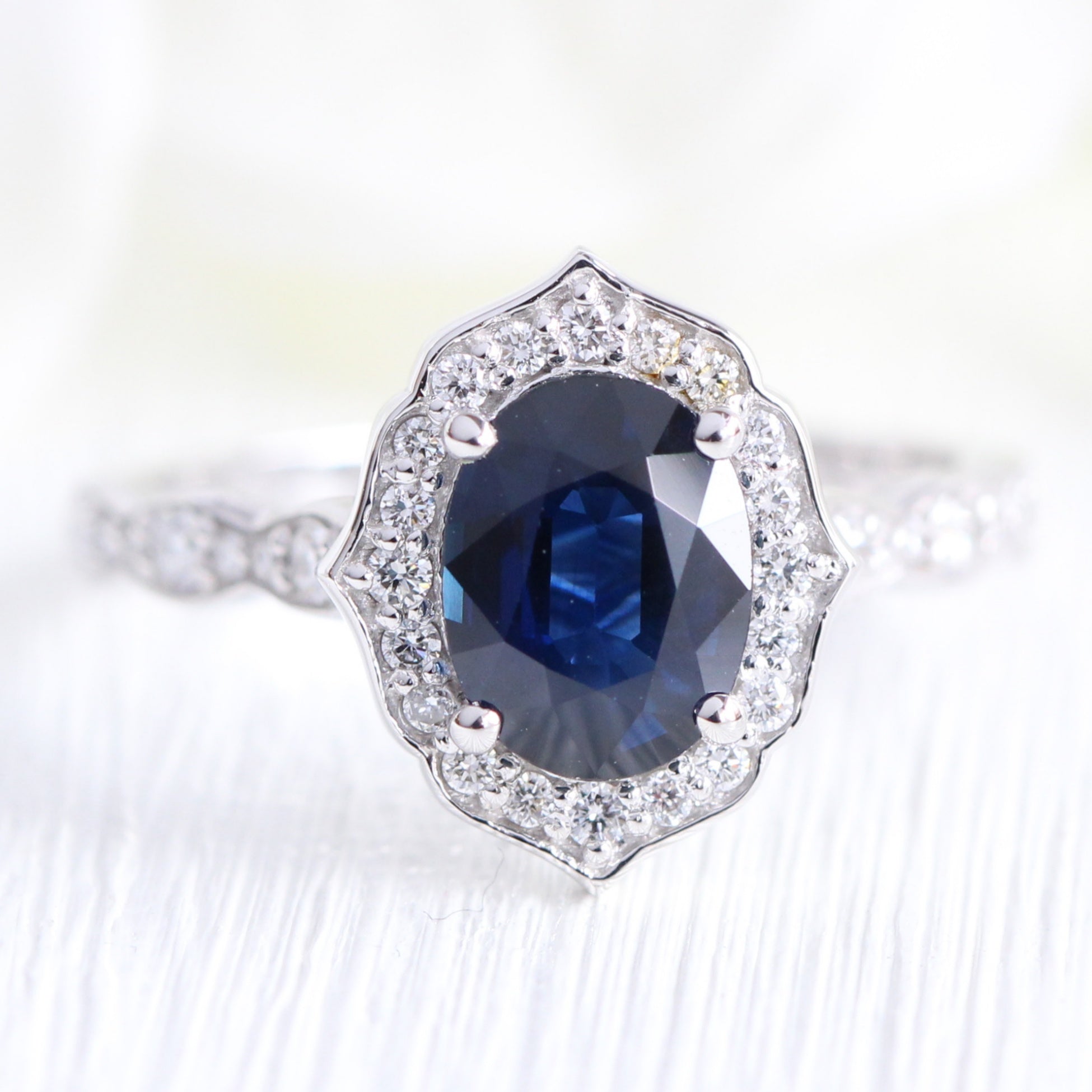 natural blue sapphire engagement ring rose gold vintage halo diamond ring la more design jewelry