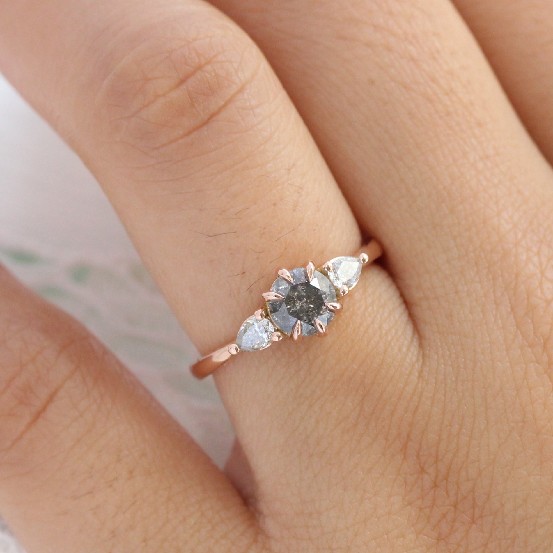round salt and pepper diamond ring rose gold 3 stone ring la more design jewelry