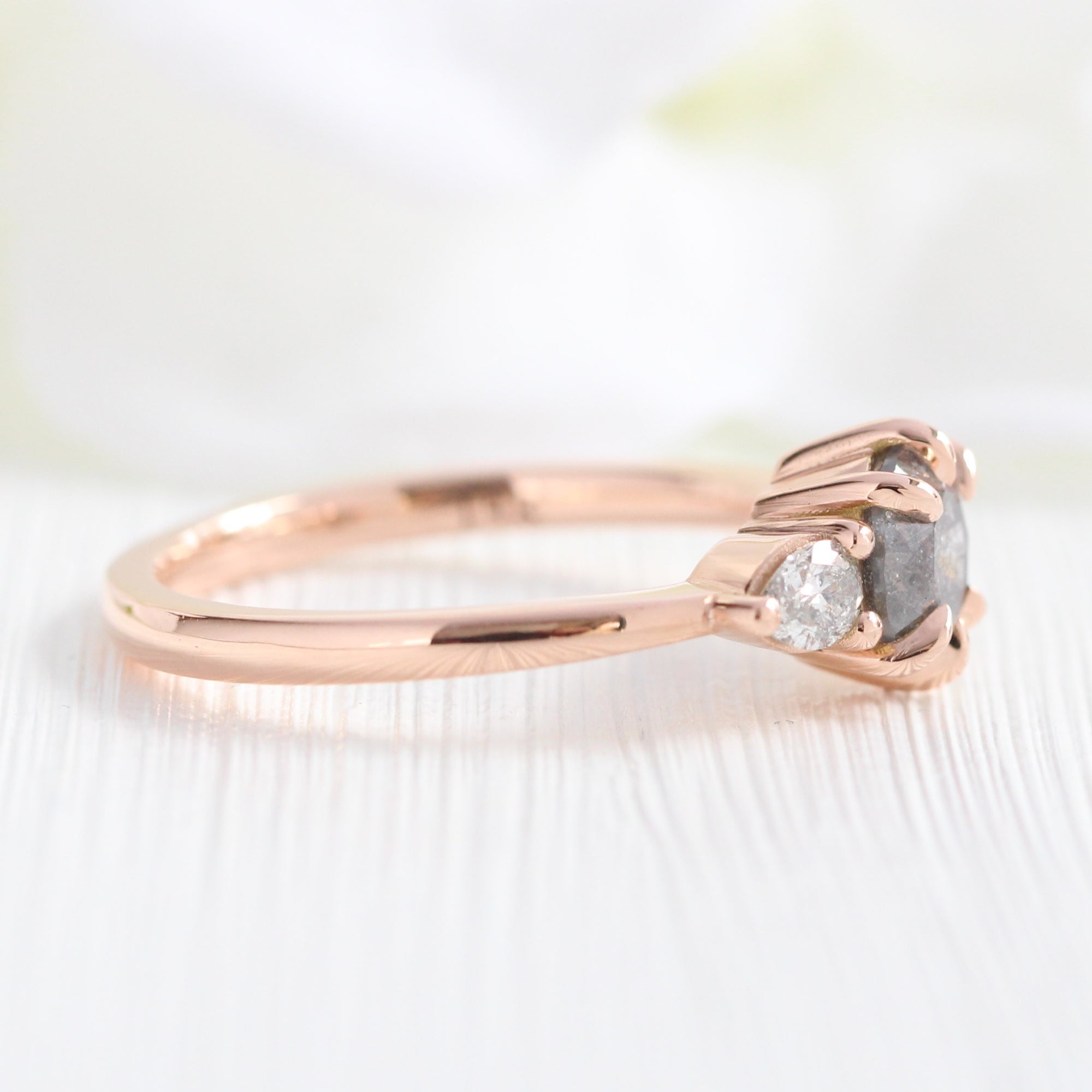 round salt and pepper diamond ring rose gold 3 stone ring la more design jewelry