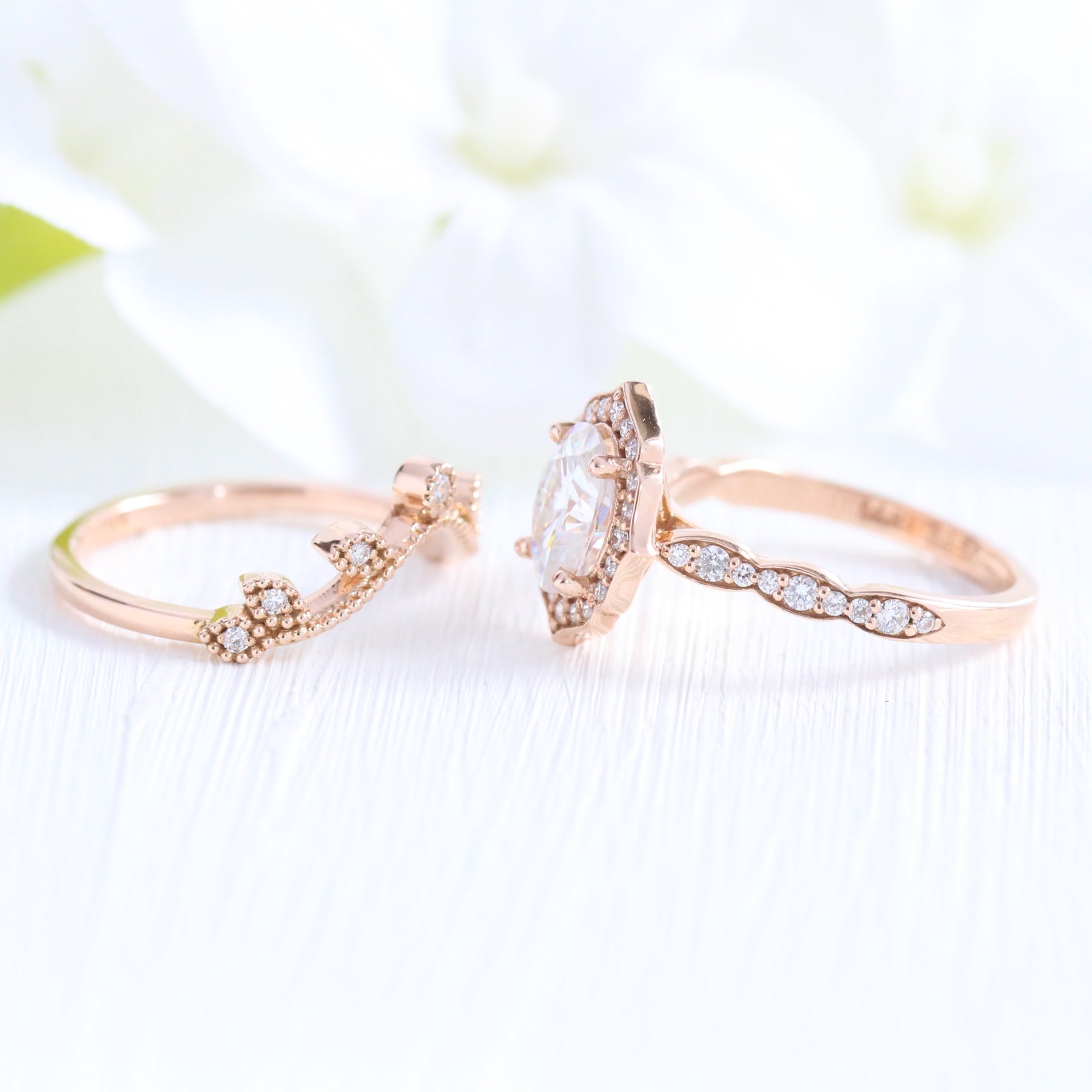 vintage floral diamond moissanite ring set rose gold curved leaf wedding band la more design jewelry